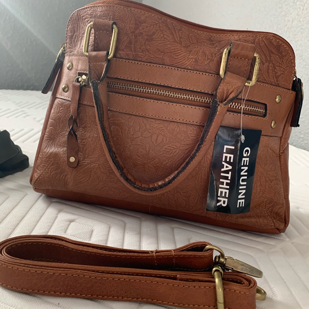 Crossbody leather bag
